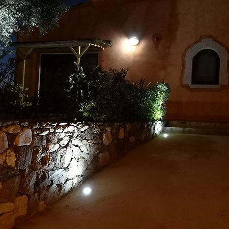 A Lu Ponti Bed and Breakfast Budoni Buitenkant foto